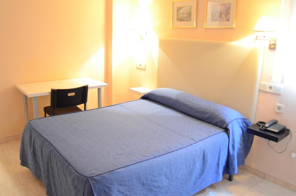 Hotel Legazpi Murcia Oda fotoğraf